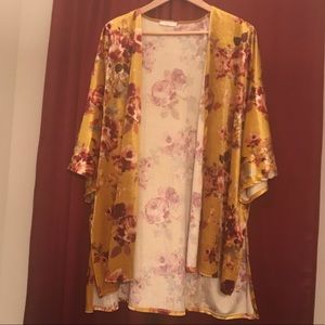 Floral Velvet Kimono